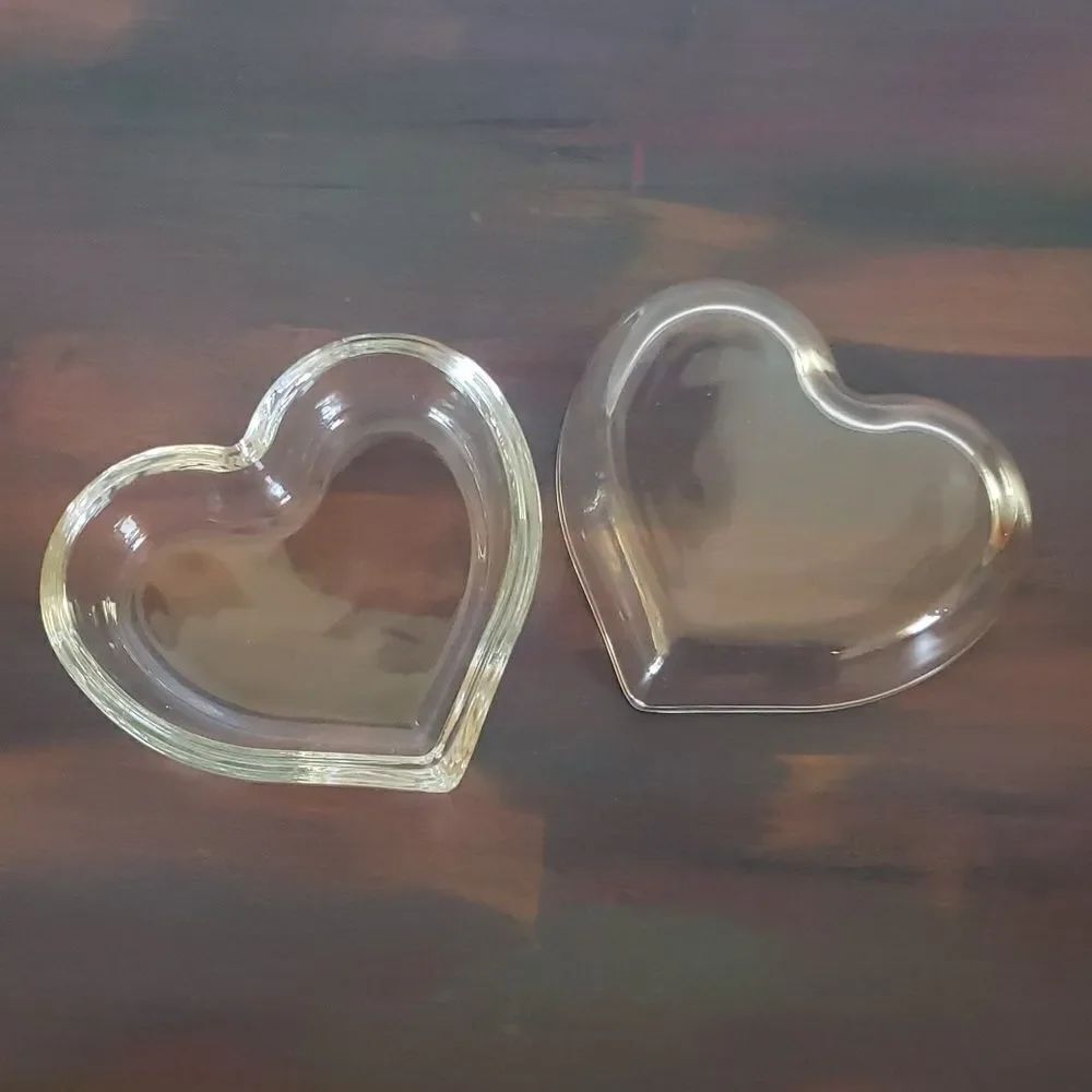 Vintage Heavy Glass Heart Trinket Dish - Picture 3 of 6